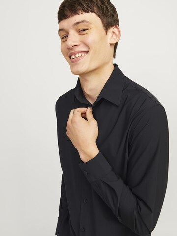 Coupe slim Chemise 'JPRBLAACTIVE' Jack & Jones Premium en noir