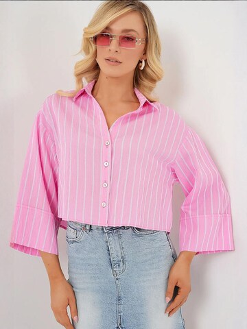 Bigdart - Blusa em rosa: frente