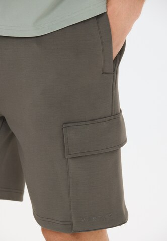 Virtus Loosefit Shorts 'Nasas' in Braun