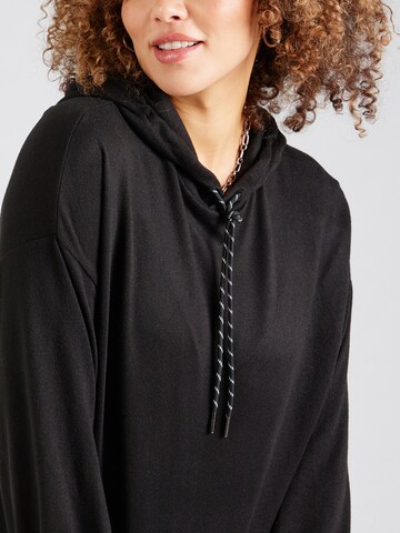T-shirt 'CARALBA AMY' ONLY Carmakoma en noir
