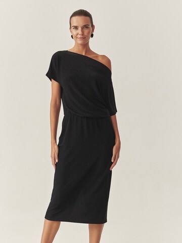 TATUUM Платье в Черный: спереди