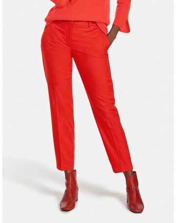 GERRY WEBER Regular Pleated Pants in Red: front