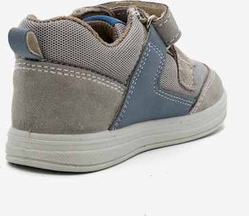 PRIMIGI Sneaker 'Baby Aygo' in Grau