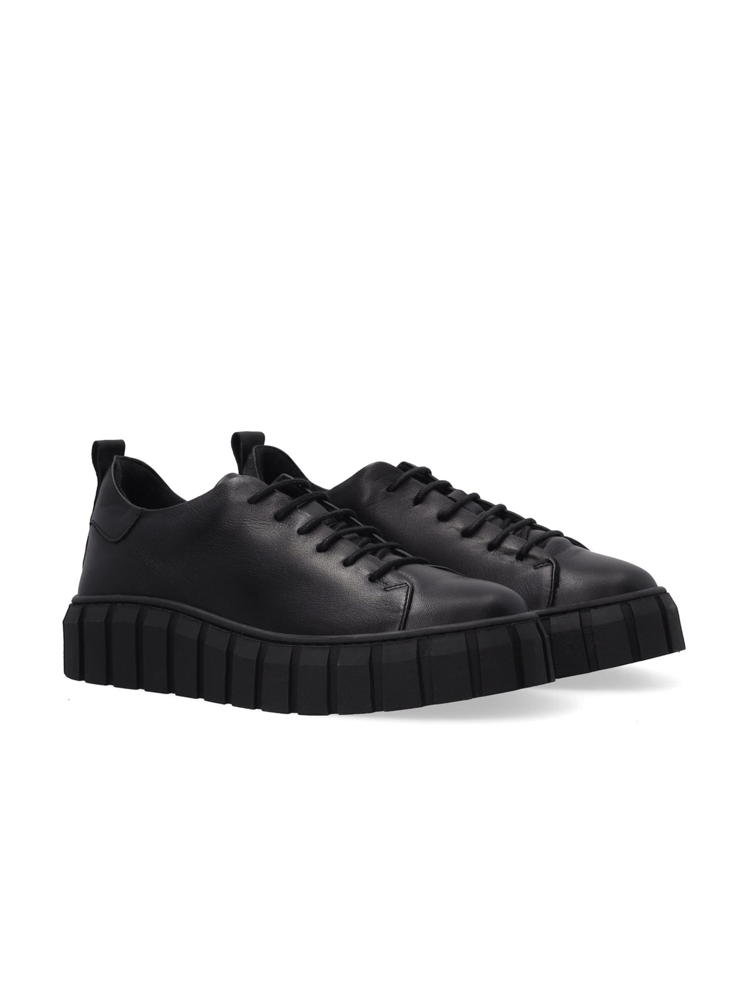 VENEZIA Sneakers in Black