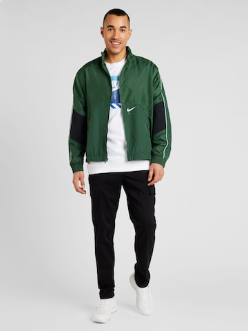 Nike Sportswear Jacke 'AIR' in Grün