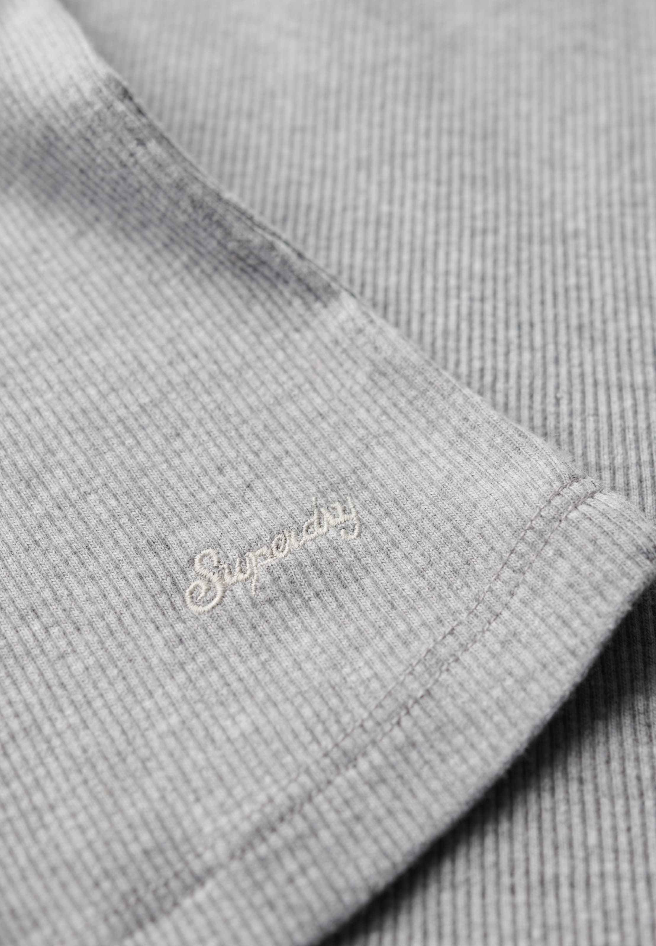 T-shirt Superdry en gris