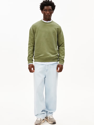 ARMEDANGELS Sweatshirt in Green
