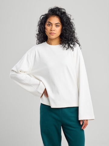 America Today Shirt in White: front