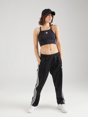 Regular Pantalon à plis ADIDAS ORIGINALS en noir