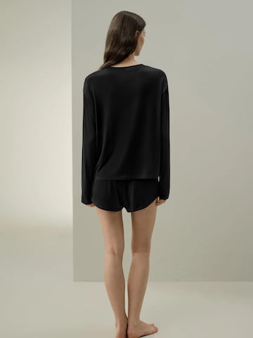 Lilysilk - Camiseta 'Seide Breeze Jersey Entspanntes Lounge Top' en negro