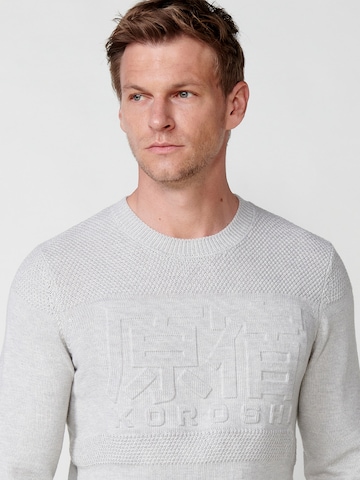 Pull-over KOROSHI en blanc