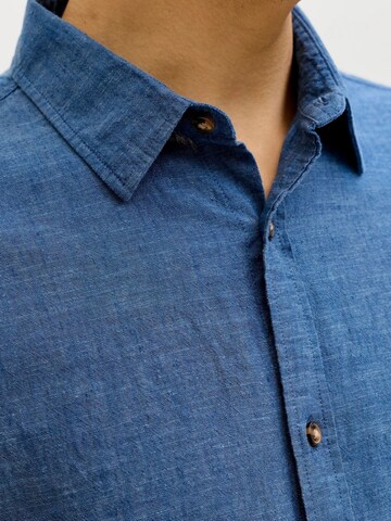 Jacks & Jones - Ajuste regular Camisa en azul