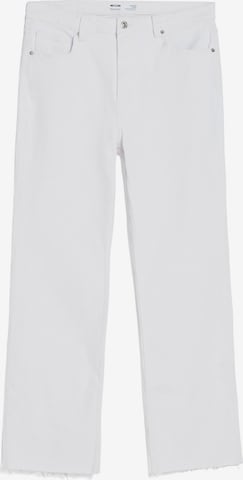 Bershka Flared Jeans in White: front