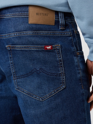 Slimfit Jeans 'Chicago' di MUSTANG in blu