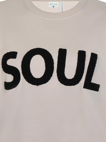 ze-ze Sweatshirt 'Esme 026' in Beige