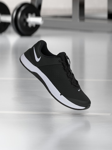 NIKE Urheilukengät 'MC Trainer 4' värissä musta