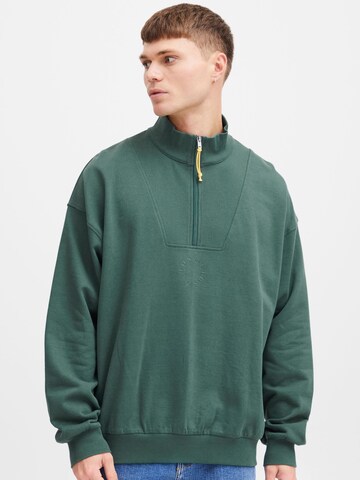 !Solid - Sweatshirt 'ILHAM' em verde: frente