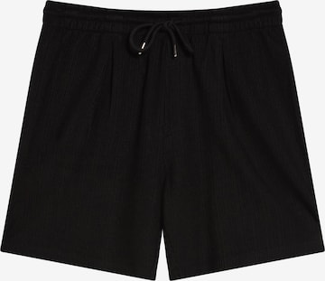 Bershka Loose fit Pleat-front trousers in Black: front