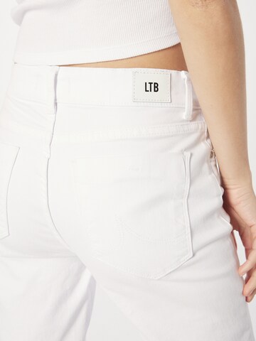 LTB Bootcut Jeans 'Fallon' in Weiß