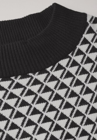 CECIL Sweater in Black