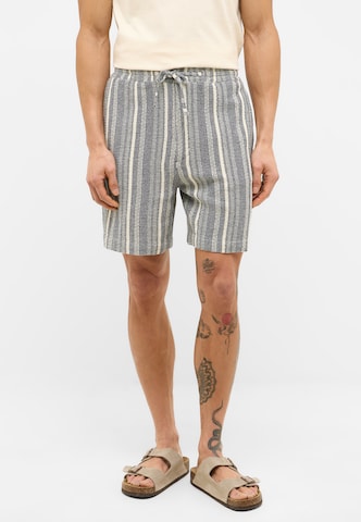 MUSTANG Regular Shorts 'Lockport' in Grau: Vorderseite