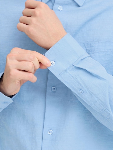 Coupe regular Chemise ' CFAaberg ' Casual Friday en bleu