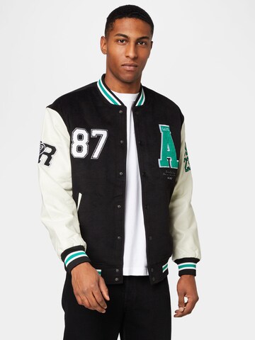 River Island Between-season jacket in Black: front