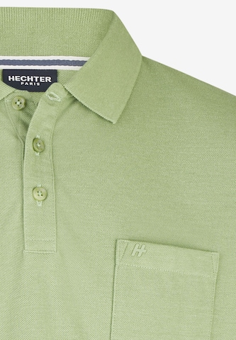 HECHTER PARIS Shirt in Green