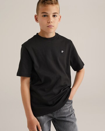 WE Fashion Shirt in Black: front