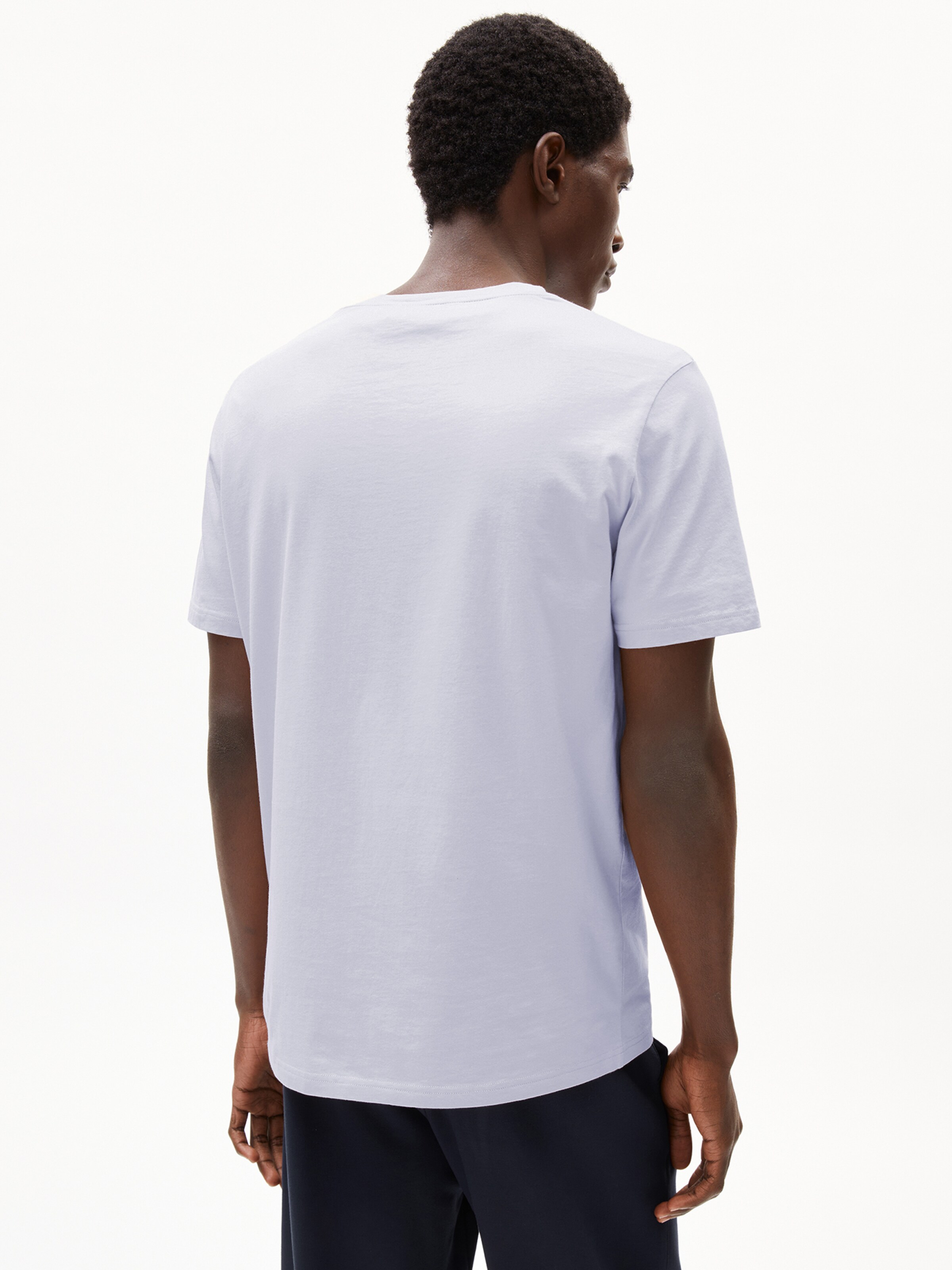 ARMEDANGELS Regular Fit T-Shirt ' JAAMES ' in Blau: Vorderseite