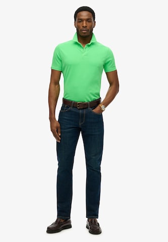 T-Shirt 'Essential' Superdry en vert
