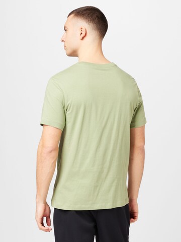 Nike Sportswear Shirt in Groen