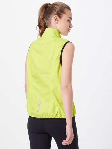 Gilet sportivo di Newline in giallo