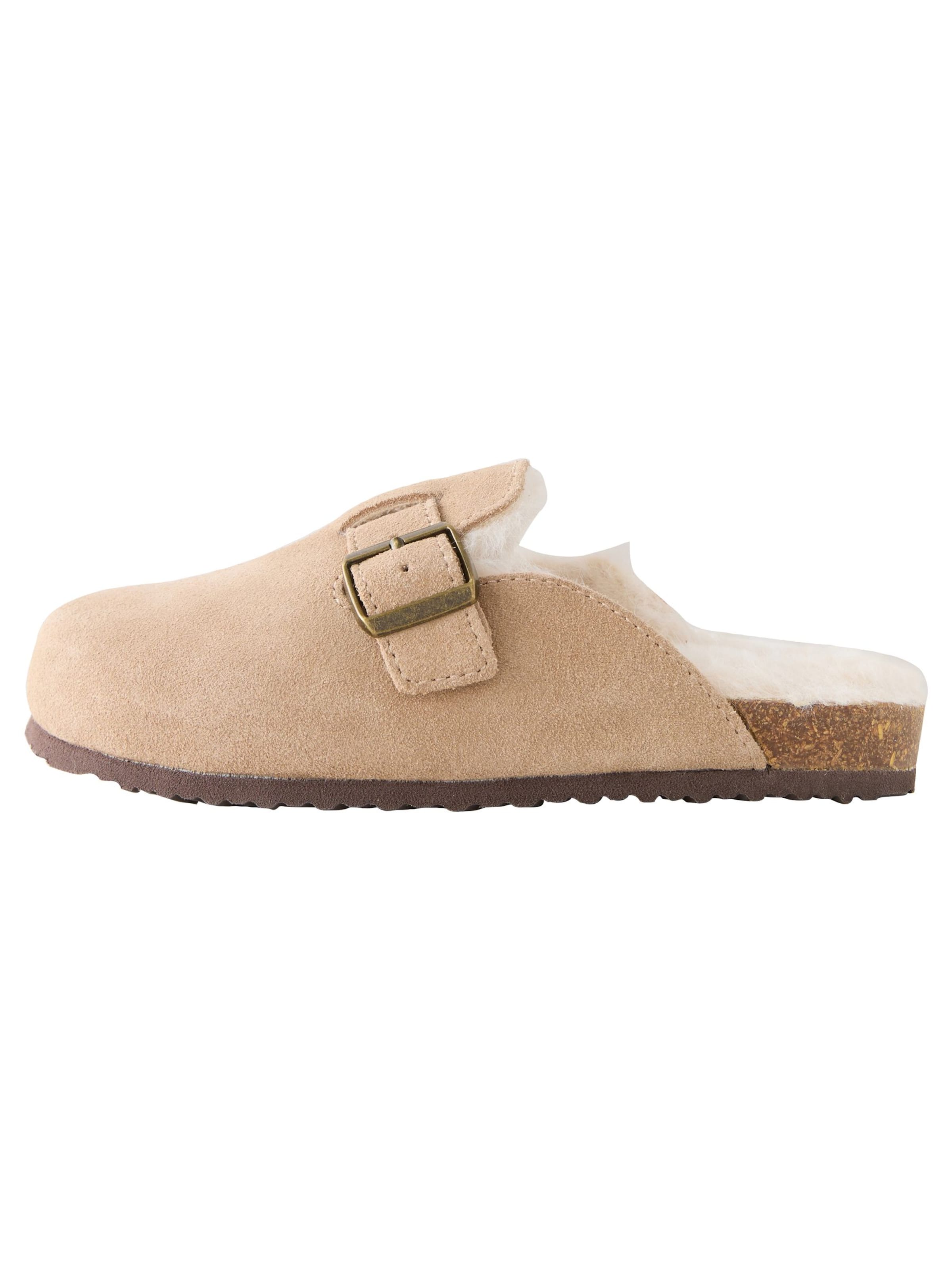 Next Сандали в кафяво: отпред