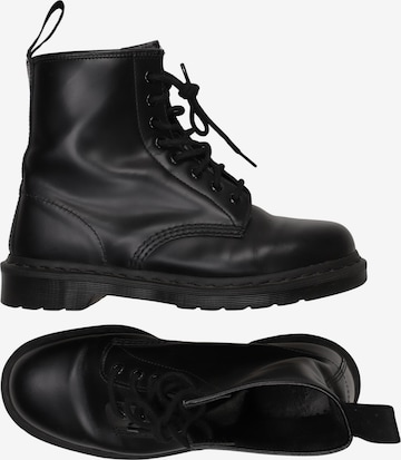 Dr. Martens Stiefelette 40 in Schwarz: Vorderseite