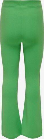 Flared Pantaloni di KIDS ONLY in verde