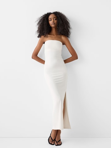 Bershka Kleid in Beige