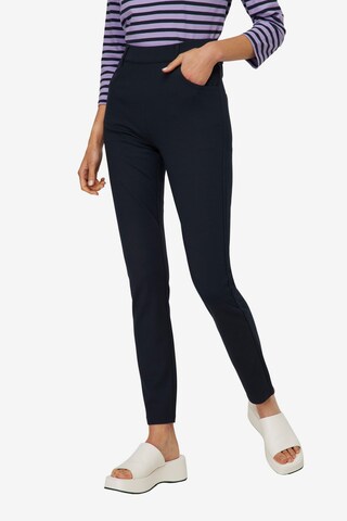 LAURASØN Slim fit Pants in Blue: front