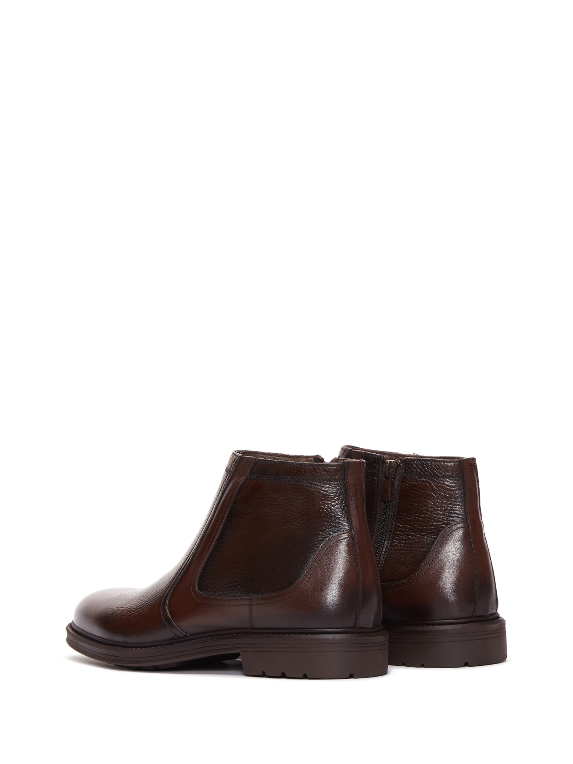 Derimod Boots i brun