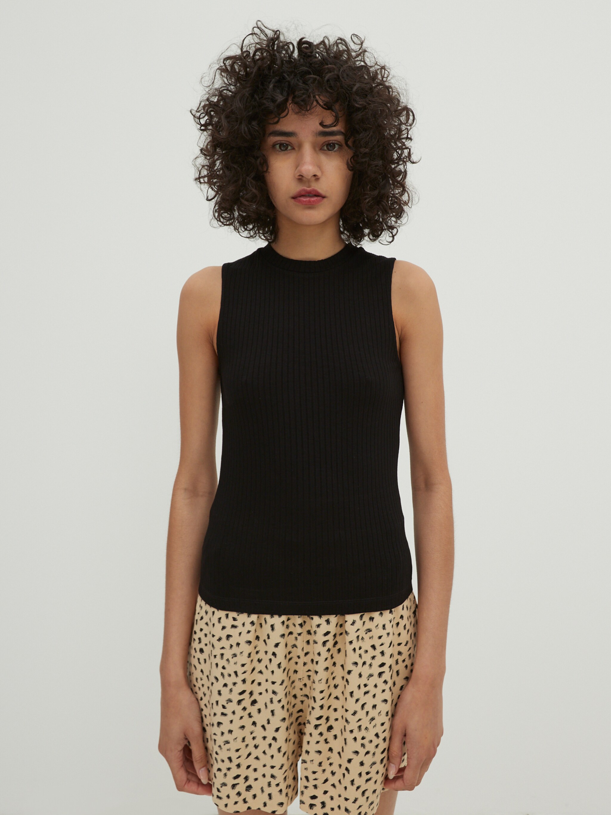 EDITED Produits Haut 'Naela' noir