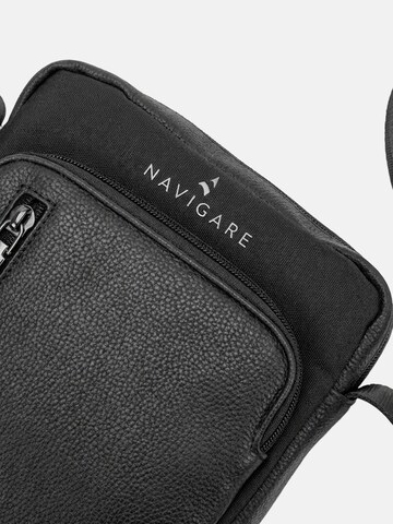 Borsa a tracolla 'Borsa a Tracolla Uomo Navigare - Poliestere Chiusura Zip' di Navigare in nero
