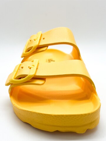 thies Mules 'Ecofoam Sandal' in Yellow