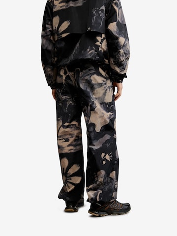Desigual Свободный крой Штаны в Черный
