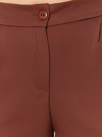 Trendyol Wide Leg Hose in Braun