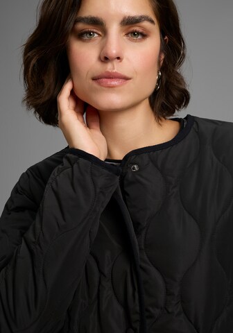 LAURA SCOTT Jacke in Schwarz