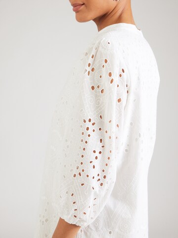 MORE & MORE Mekko värissä valkoinen