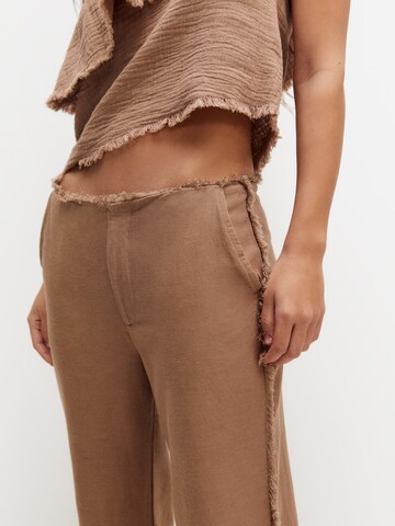 Pull&Bear Wide Leg Hose in Braun