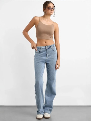Hiccup Top in Brown