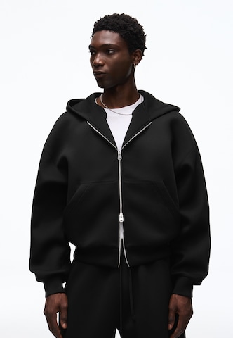 Bershka Облекло за бягане в черно