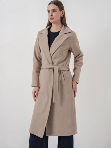 Manteau d’hiver Bigdart en beige